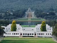 Canberra, City Highlights Visite d'une journée avec les frais d'entrée - Hizvo