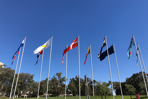 Canberra: City Highlights Day Tour with Entrance Fees