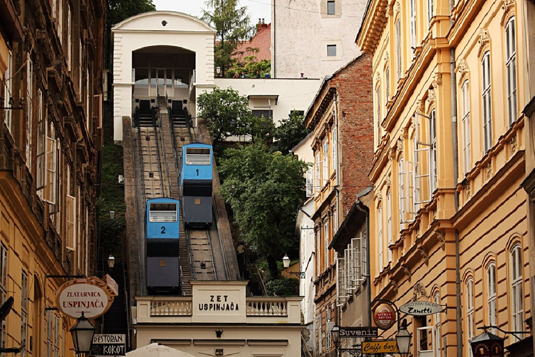 Desde Viena: Excursión privada de un día por la ciudad de Zagreb