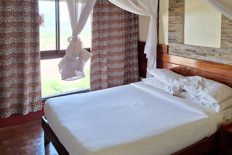 Nairobi: Overnight Adventure in Aberdare National Park