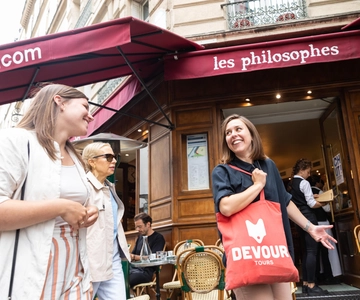 Paris: Food and Wine Tasting Walking Tour in Le Marais