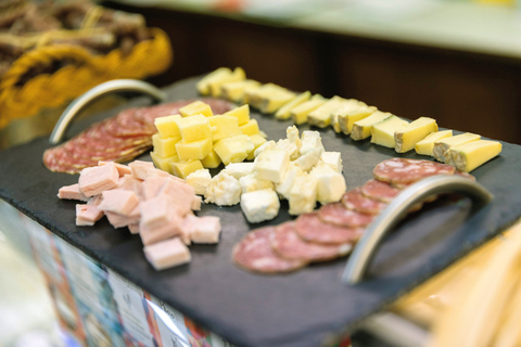 Parigi: Tour gastronomico e degustazione di vini a piedi nel Marais