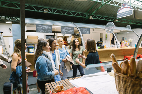 Paris: Food and Wine Tasting Walking Tour in Le Marais