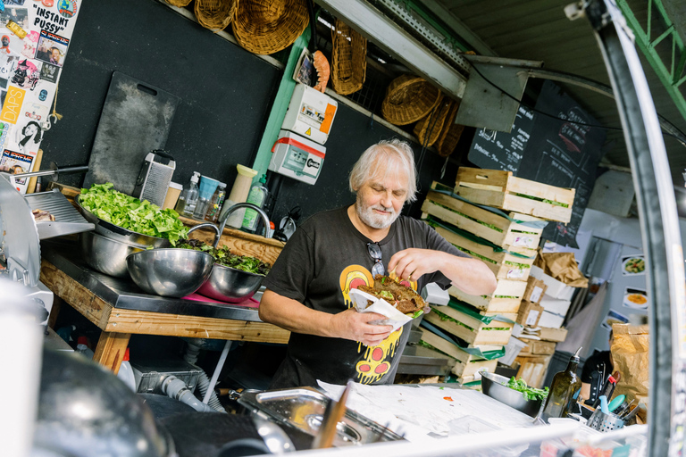 Paris: Food and Wine Tasting Walking Tour in Le Marais