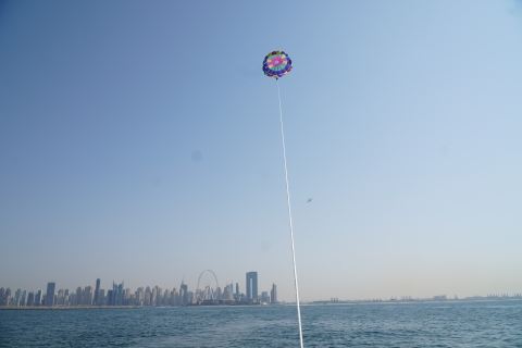 Dubaj: Parasailing w Jumeirah Beach ResidencePodwójne doświadczenie parasailingu