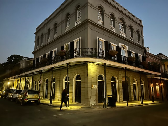 New Orleans : Best of Ghost & Voodoo Experience Walking Tour