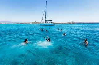 Mykonos: Crociera in yacht a Rhenia e tour guidato di Delos