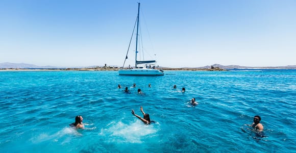Mykonos: Yacht Cruise to Rhenia and Guided Tour of Delos
