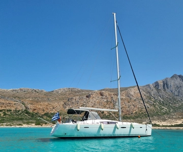 Kissamos: Balos and Gramvousa Private Sailing Trip with Meal