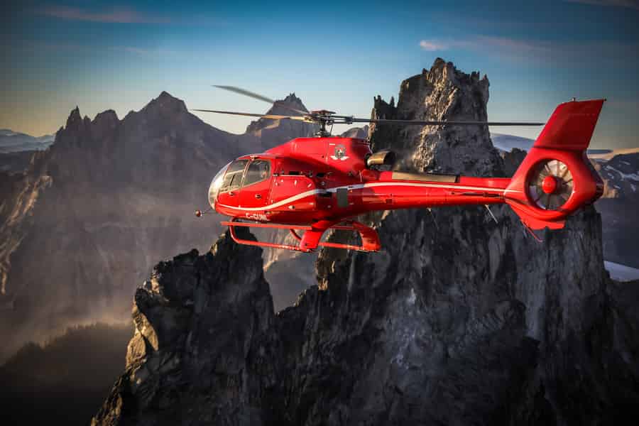 Whistler: Gletscher-Helikopter-Tour und Landung in den Bergen. Foto: GetYourGuide Whistler: Gletscher-Helikopter-Tour und Landung in den Bergen. Foto: GetYourGuide