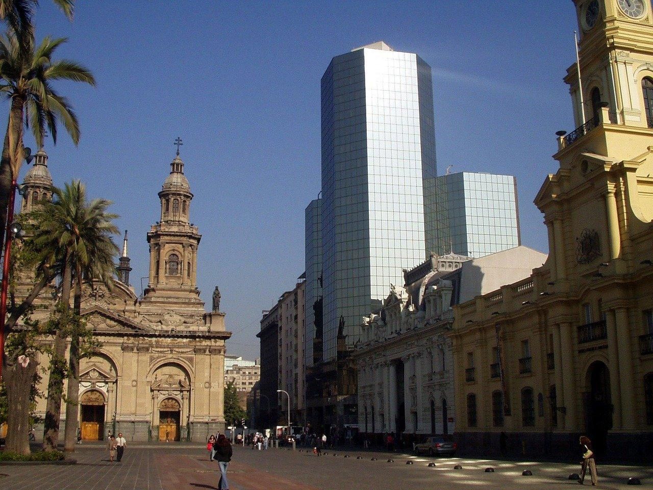 Santiago: Geführte Ganztagestour zu Fuß mit einem chilenischen Mittagessen