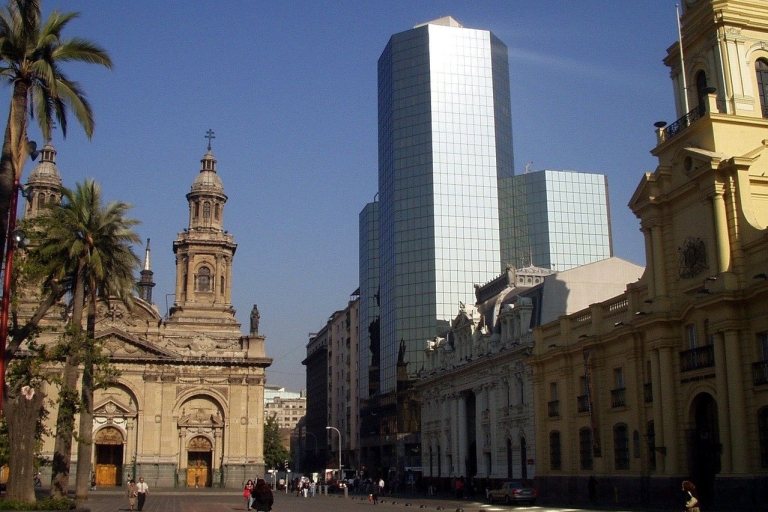 Santiago: visite guidée à pied d'une journée avec un déjeuner chilien