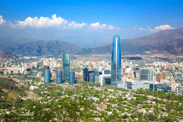 Santiago: Geführte Ganztagestour zu Fuß mit einem chilenischen Mittagessen