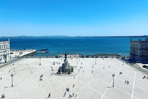 Lisbon: Private City Sightseeing Tour by Tuk-Tuk