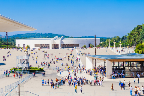 Van Porto: privétransfer naar Lissabon met Coimbra & Fatima