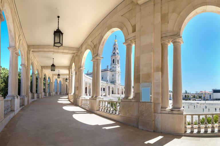 De Porto: excursion privée d'une journée au sanctuaire de Fatima et à Coimbra