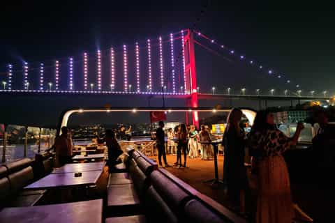 Istanbul: Bosphorus Music and Dinner Cruise w/ Private Table