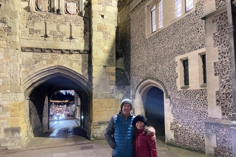 Winchester: Guided Christmas Walk with Mulled Wine