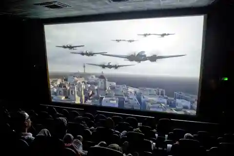 Spettacolo audiovisivo di 20 minuti + audioguida opzionale della Valletta