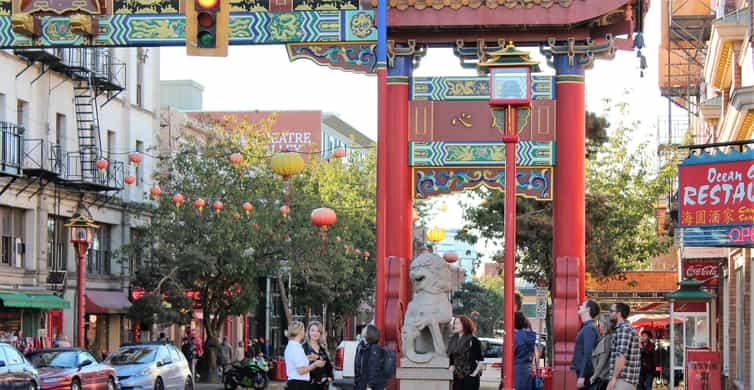 Victoria: Chinatown and Old Town Food Tour with Tastings