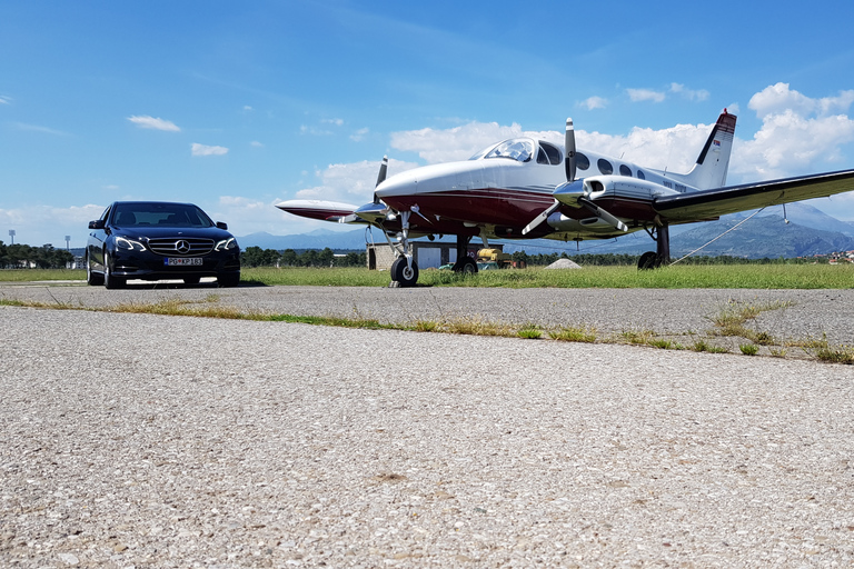 Desde Kotor: traslado al aeropuerto o ciudad de Podgorica