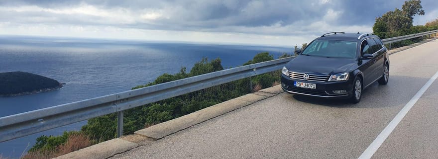 De Kotor: Transfer para o Aeroporto ou a Cidade de Podgorica