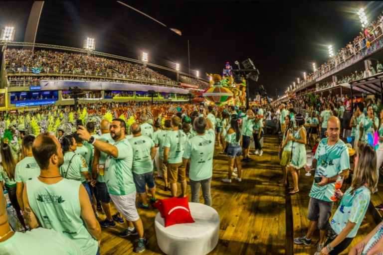 Rio: Premium-Karnevalssitzplätze mit Essen, Getränken und Transfer