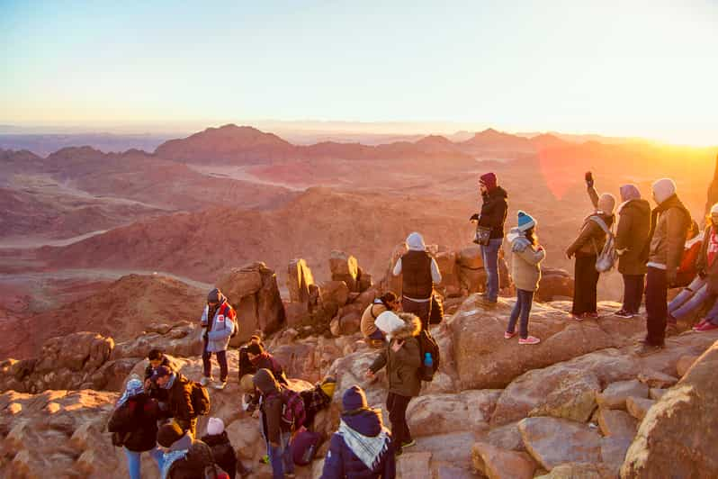 Sharm El Sheij Excursión al amanecer por el Monte Moisés y el Monasterio GetYourGuide