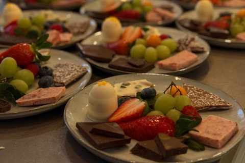 Stuttgart: Chocolate and Wine Tasting with Läderach Pairings