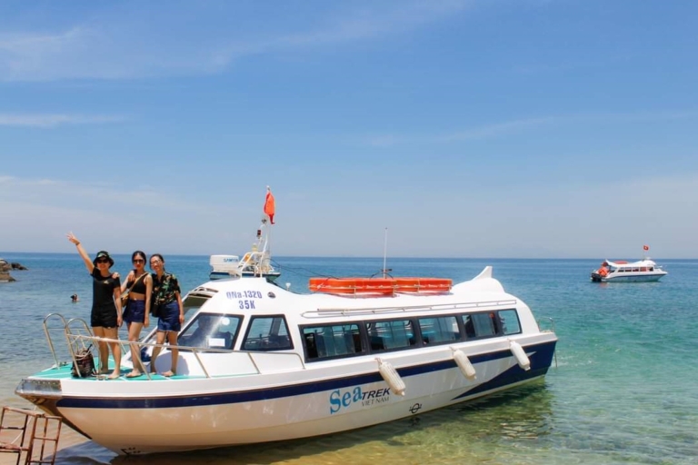 Snorkeling Cham Island: Snorkeling Tour łodzią motorowąOdbiór i odbiór w miejscu spotkania
