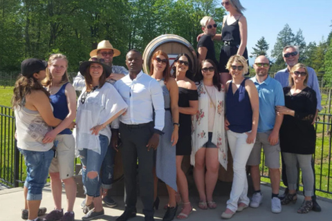 From Vancouver: Fraser Valley Wine Tour with Local Tastings From Vancouver: Fraser Valley Wine Tour with Tastings