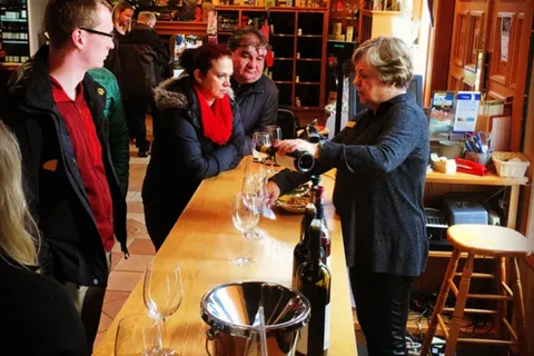 From Vancouver: Fraser Valley Wine Tour with Local Tastings
