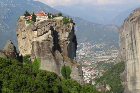 Ab Athen: 2-tägige Bustour nach Delphi und Meteora