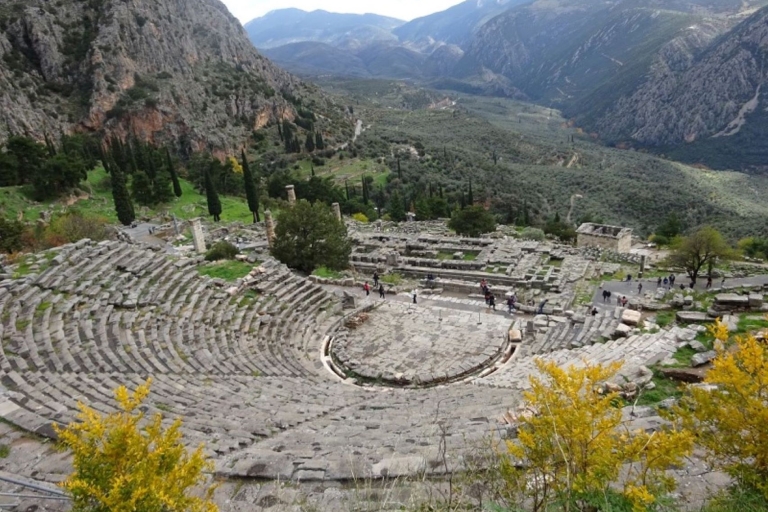 Delphi y Meteora: Tour de autobús de 2 días desde AtenasDelphi y Meteora: tour en autobús de 2 días desde Atenas