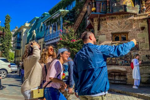 Tbilisi: Private Walking Tour with Wine Tasting & Cable Car