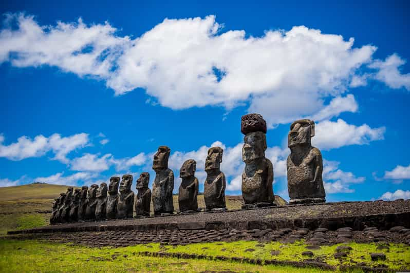 Easter Island: Full Day Landmark Tour