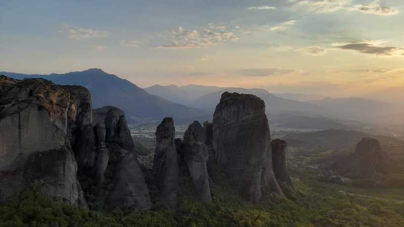 From Athens: Delpi and Meteora Private 2-day Historic Tour