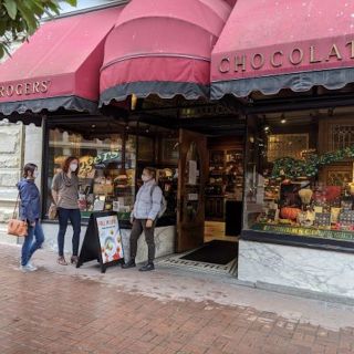Victoria: Chocolate and Churches Foodie Walking Tour