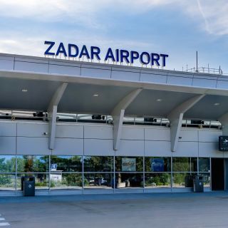 Aeroporto de Zadar: transfer privado de ida de/para a Ilha Vir