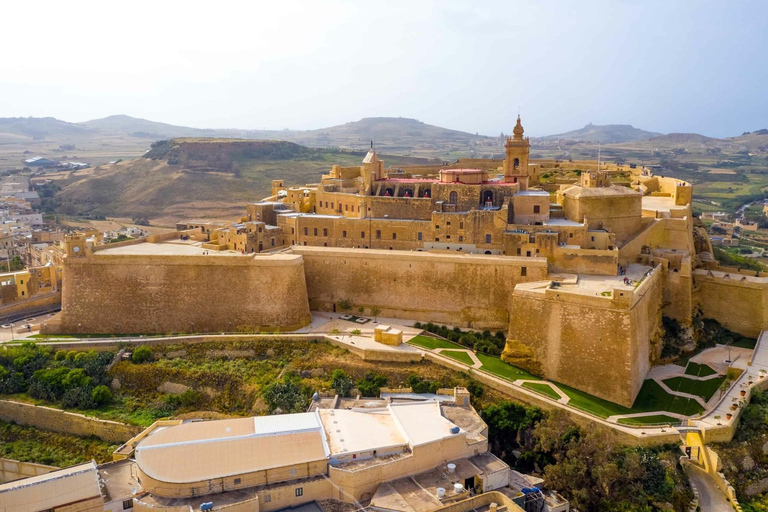 Au départ de Sliema : Gozo, Comino et le Blue Lagoon : excursion en bateau et en bus