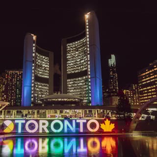 Toronto: Best of Toronto and Waterfront Self-Guided Tour