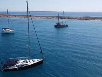 Valencia: Excursión Privada en Barco con Paddle Board y Bebidas