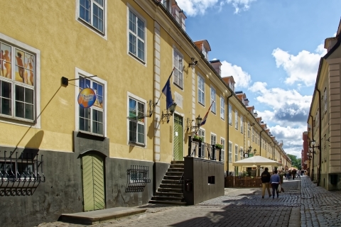 Riga: Old Town Walking Tour Walking Tour In Spanish
