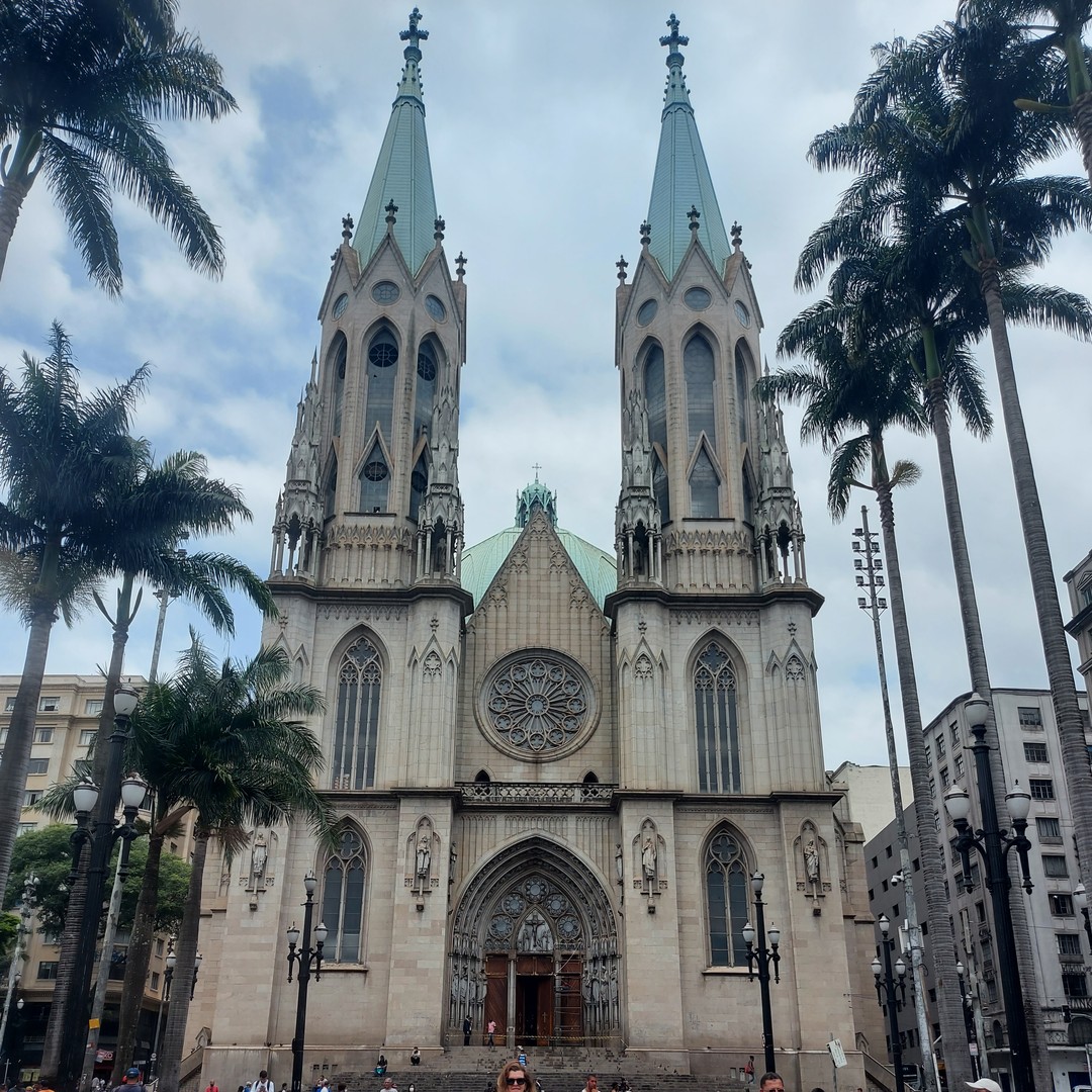 Colagem de mídia