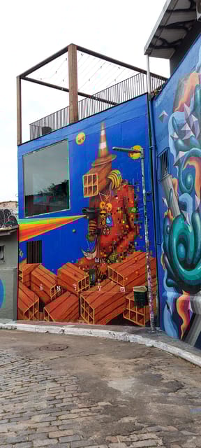 Colagem de mídia