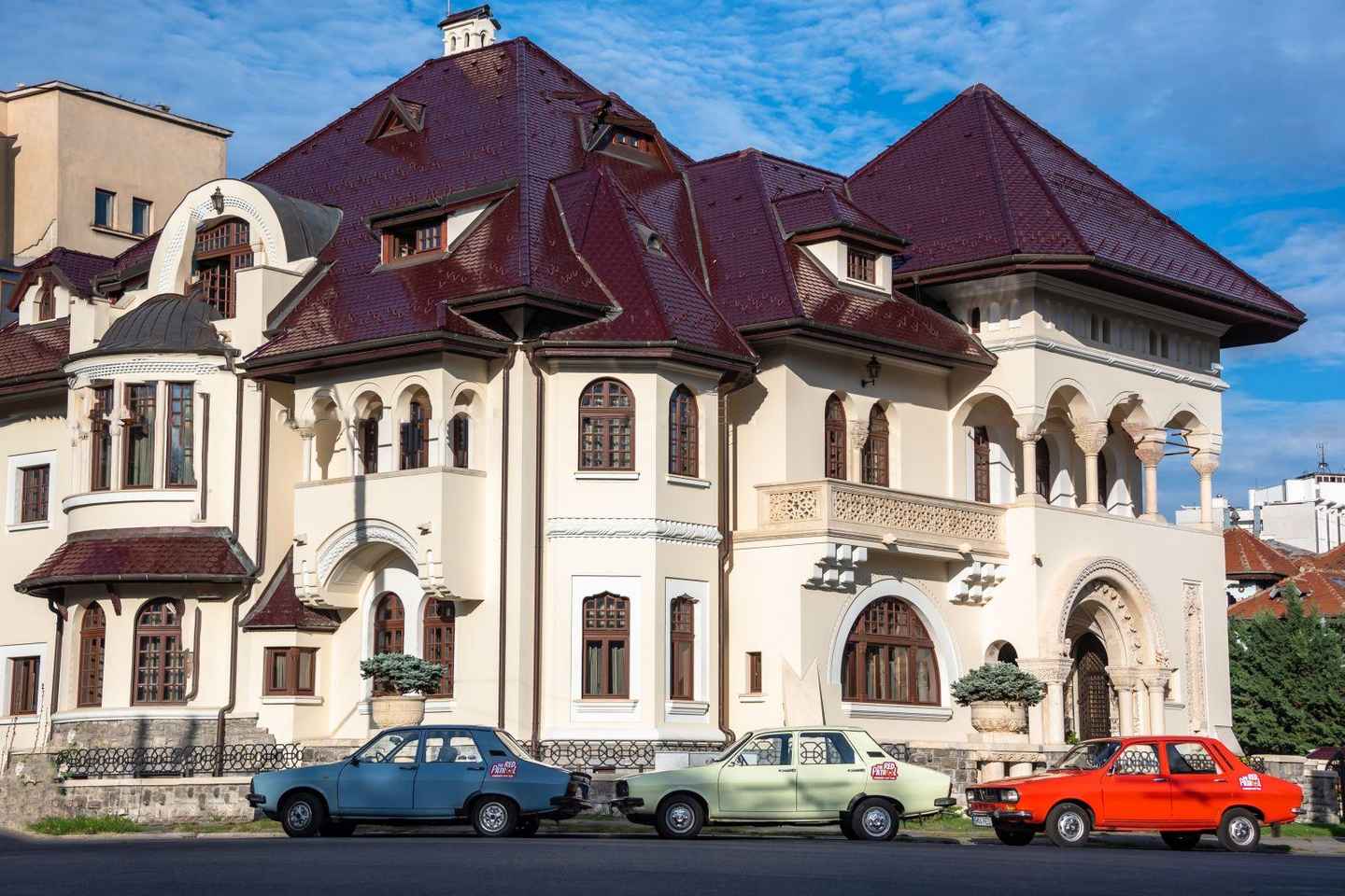 布加勒斯特复古车三大街区私享之旅