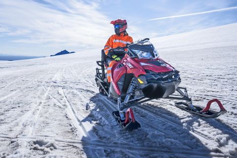 From Reykjavik: Private Highlands Jeep and Snowmobile Tour