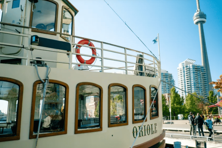 Toronto: Small Group City Sightseeing Day Tour Shared Tour