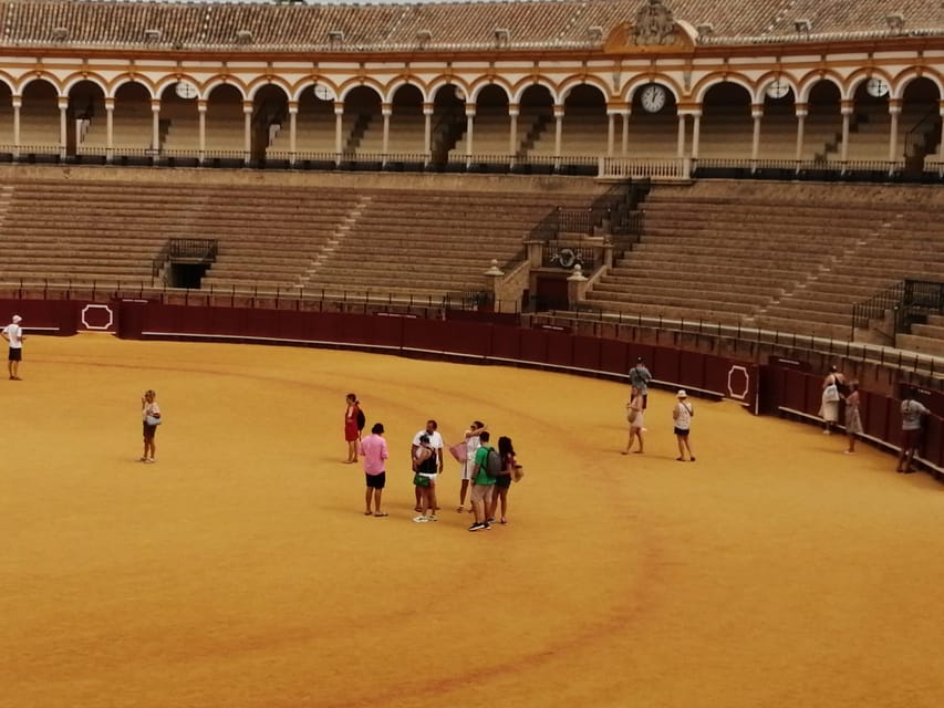 Sevilha: Tour Guiado à Praça de Touros com Ingresso sem Fila