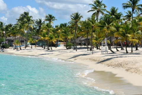 Punta Cana: Full Day Boat Trip to Catalina Island with Lunch Tour in English